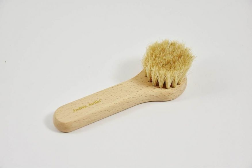 TRADITION Face Cleaning Brush